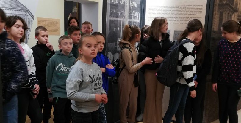 Wycieczka do kina i Muzeum Okręgowego w Nowym Sączu.